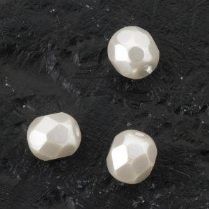 Perles de cire en verre multi-faces 6 mm Blanc - 24 pcs